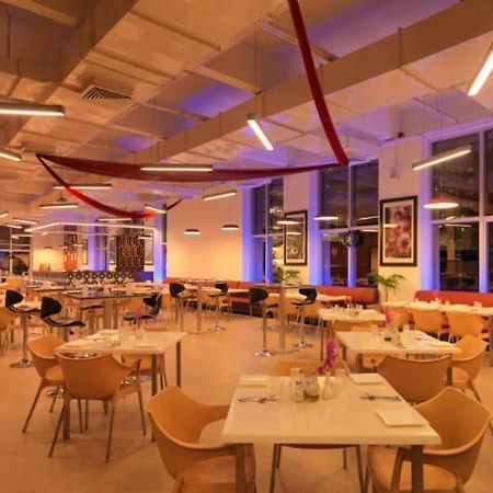24 Tech Hotel Bengaluru Kültér fotó