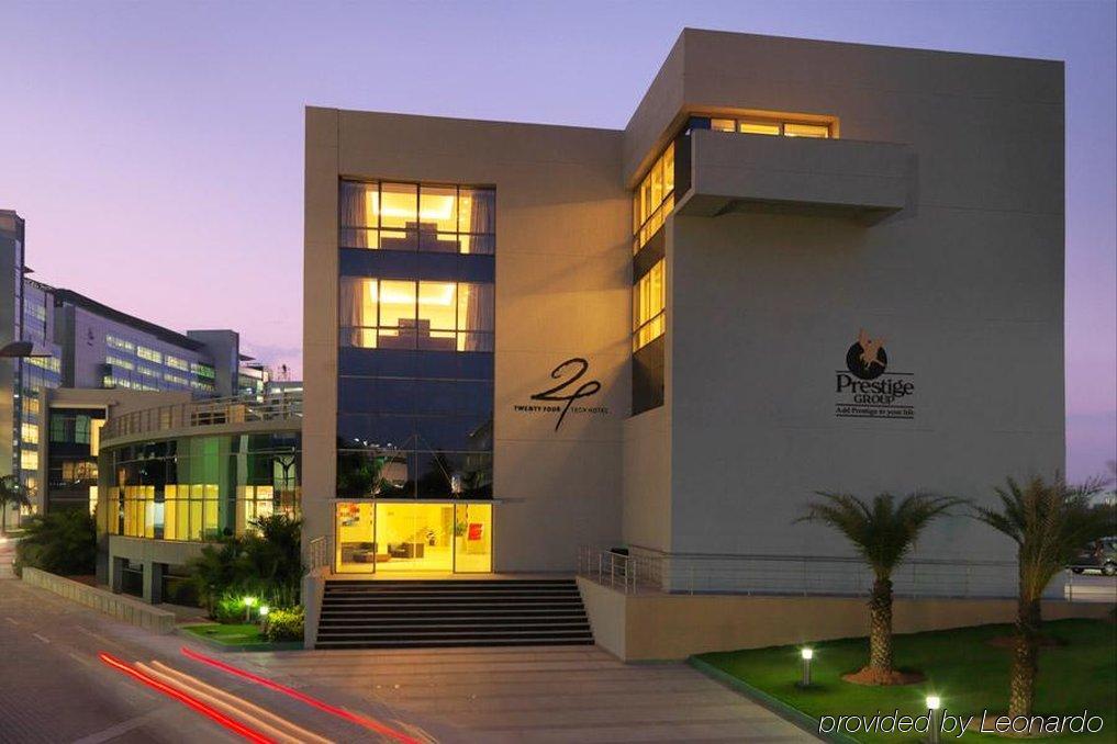 24 Tech Hotel Bengaluru Kültér fotó